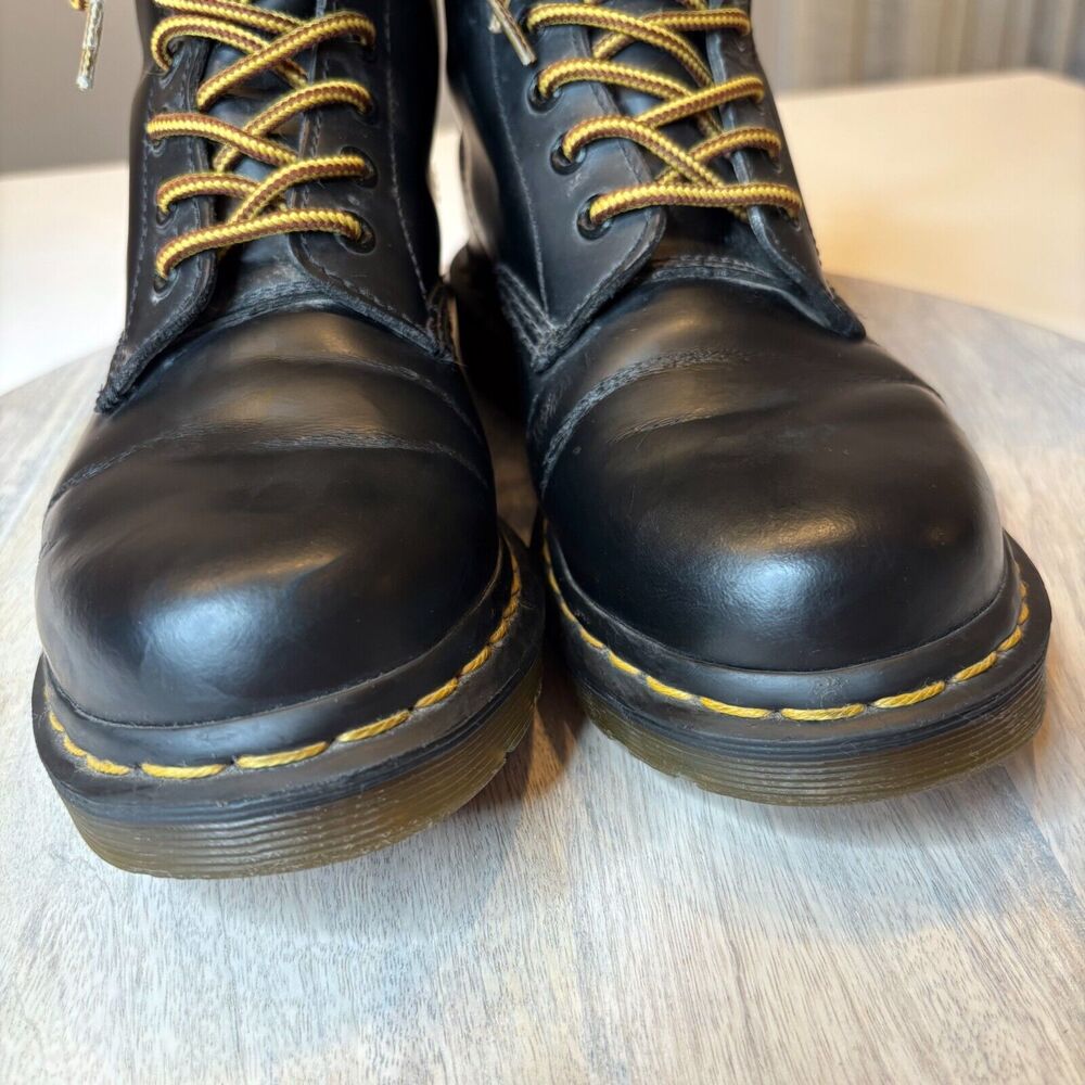 Dr. Doc Martens Black Matte Leather Combat Boots Style 1460 W US Size 7 - Picture 4 of 10